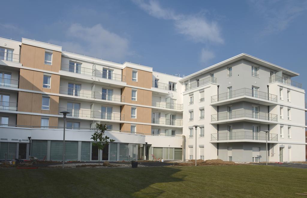 Domitys Le Parc De Saint-Cloud Aparthotel Cambrai Exterior foto